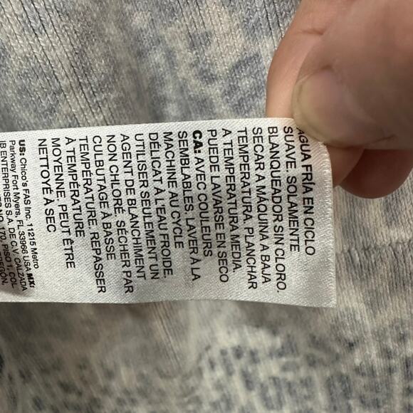 Chico's Size 2 Open Cardigan Black and White Cougar Pattern Hooded Front Pockets - Picture 7 of 9